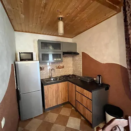 Vakantiehuis тростян та річка *