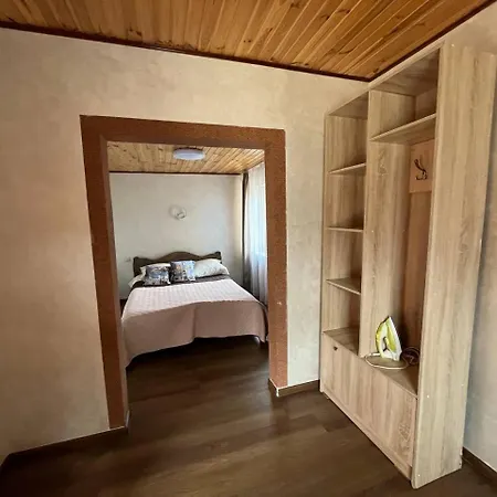 тростян та річка Vakantiehuis