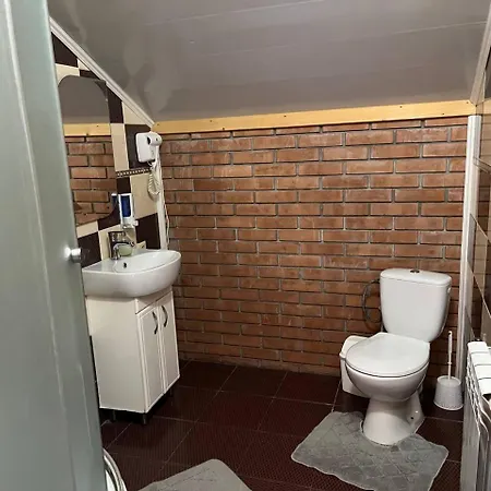 Vakantiehuis тростян та річка *